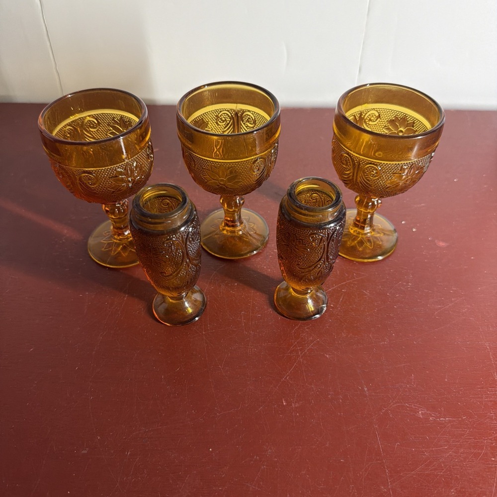 Indiana Glass Collectible Goblets Amber Set Of Three With Salt And Pepper Shaker